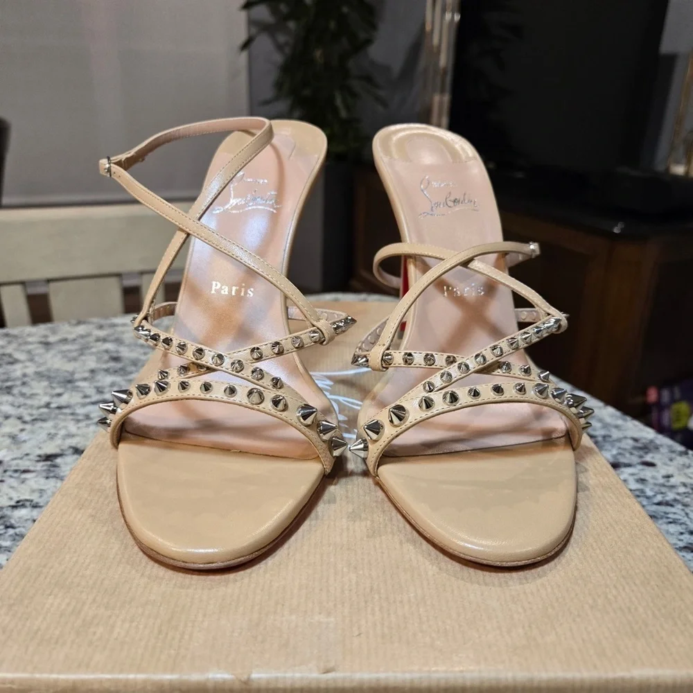NEW Christian Louboutin Tatooshka Spikes Nude Sandals Size 41.5 100mm Heels